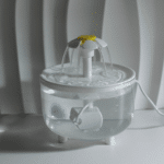 Fuente De Agua Recirculante Flor Usb Para Perros Y Gatos