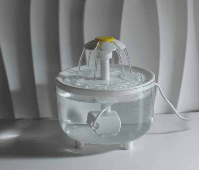 Fuente De Agua Recirculante Flor Usb Para Perros Y Gatos