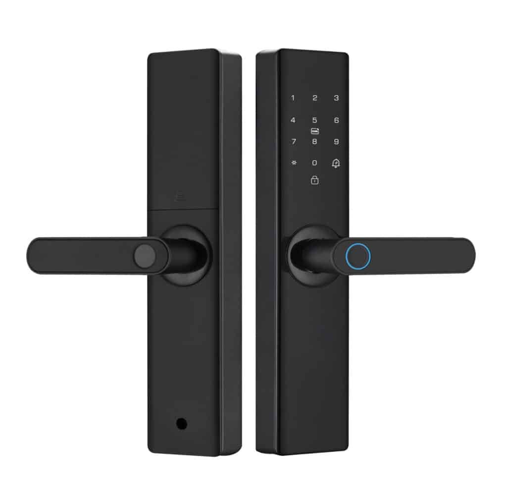 Cerradura smart huella digital grande Z17-TY Especificaciones • Color: Negro • Medidas: 26 x 6,5 cm • Material : Aleación de zinc + acrilico • Desbloqueo: Huella digital, contraseña, capacidad de tarjeta 100 unidades. • Grosor de la puerta recomendado 4-7 cm. • Batería: 4,5 V-6. 5V 4 pilas alcalinas (no incluidas) Beneficios • Cerradura inteligente de huellas dactilares, huella digital semiconductora • Contraseña anti-snooping, pantalla táctil • Múltiples funciones de desbloqueo inteligente • Duración de la batería de larga duración, estabilización y ahorro de energía • Compatible con múltiples huellas dactilares, sistema de alarma múltiple Caracteristicas • Resistente al agua y al polvo: Diseñada para resistir las condiciones más adversas, asegurando un rendimiento óptimo en cualquier entorno. • Conexión WiFi: Permite una configuración y control remotos, brindándote flexibilidad y conveniencia en el manejo de tu seguridad. • Fácil instalación: Se ajusta fácilmente con solo 2 tornillos pasantes, adaptándose al ancho estándar de una cerradura tradicional. • 5 formas de apertura: Huella dactilar, código numérico, tarjeta codificada, aplicación TUYA, llave física y apertura remota vía WiFi. • Registro de acceso: La aplicación registra quién y cuándo se ha abierto la puerta, brindándote un control total sobre la seguridad. • Modo asistencia: Ideal para el control de personal, permitiendo la gestión eficiente de empleados y accesos autorizados.